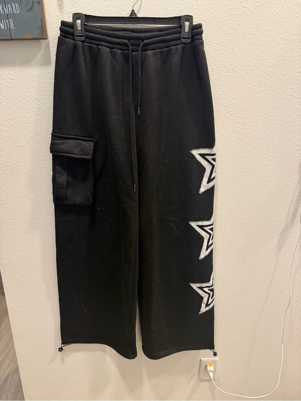 SHEIN Black Cargo wide leg sweatswith White Star Accents